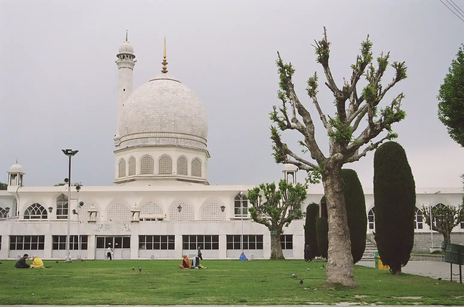 hazratbal shrine