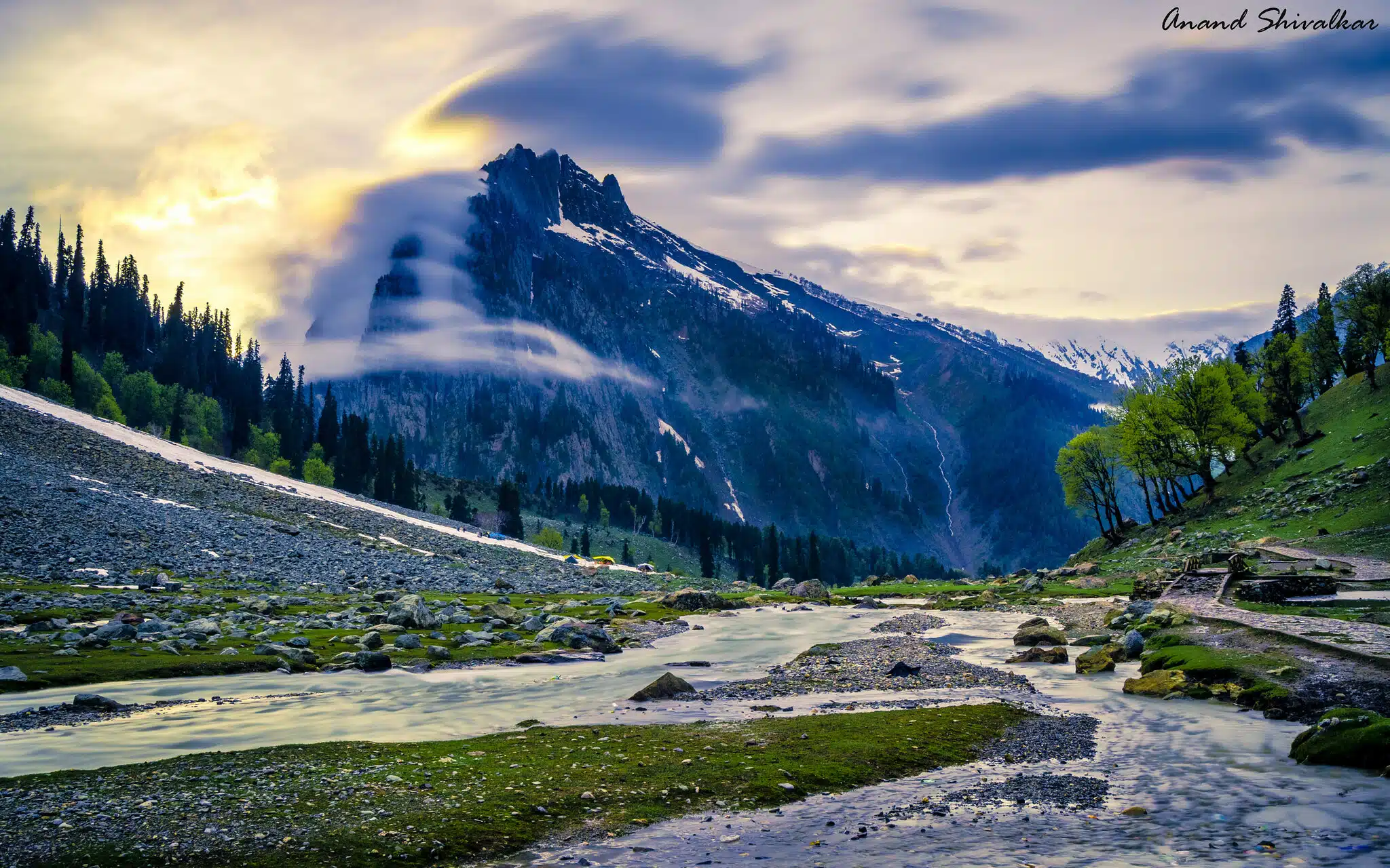 Thajiwas Glacier