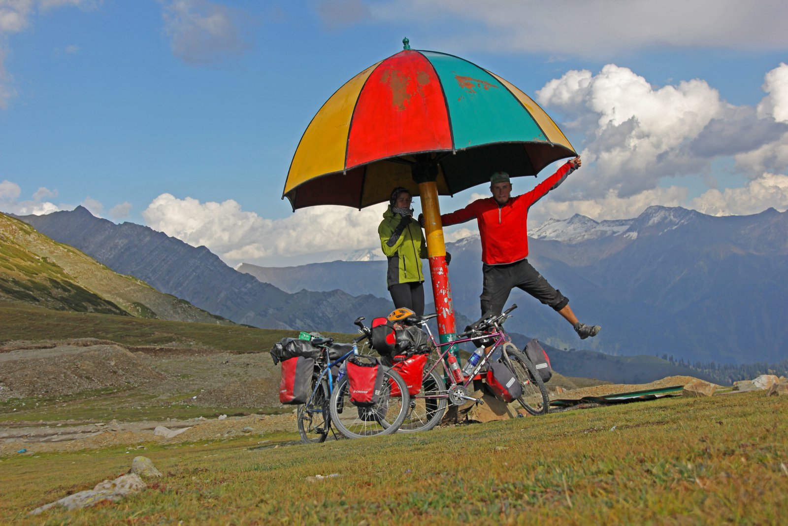 Trek to Fambar Valley in Sinthan Top