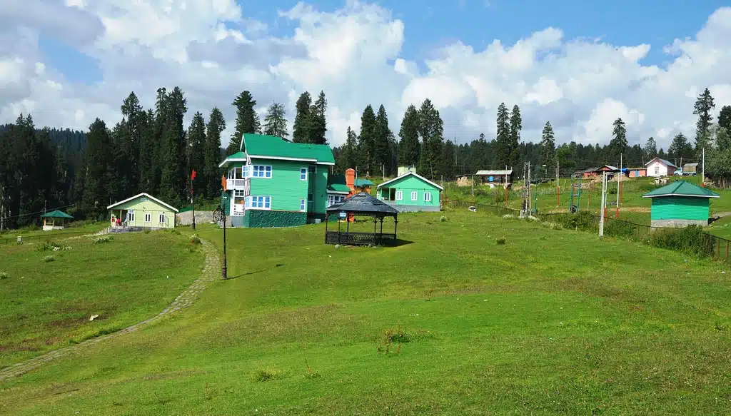 Camping in Yusmarg