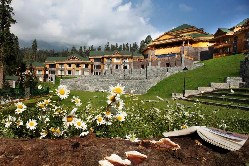 the khyber himalayan resort & spa