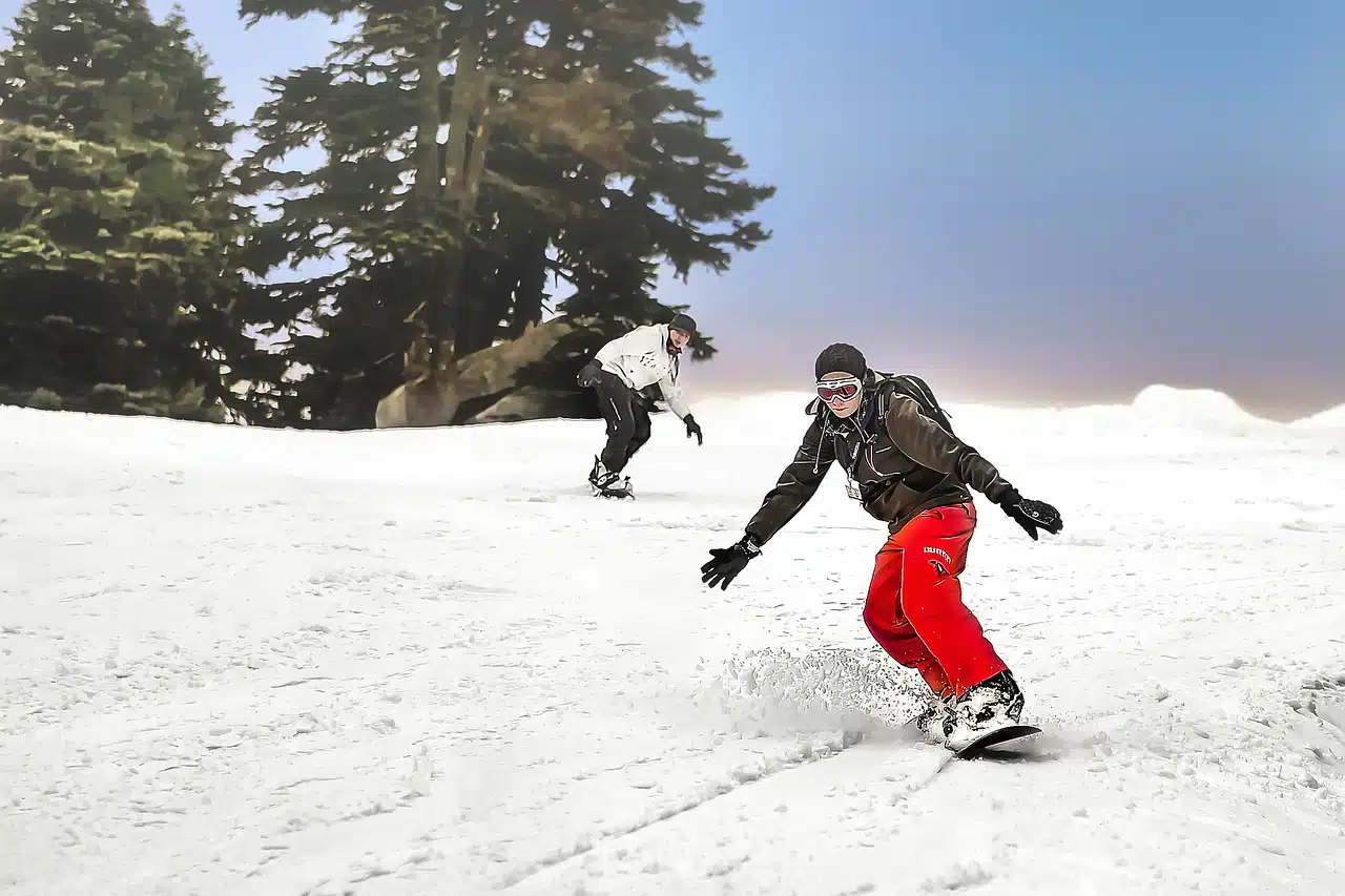 most famous snow activities in gulmarg